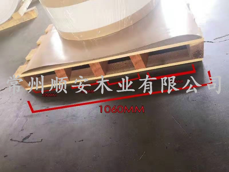 按客戶圖紙定制木托盤(pán)